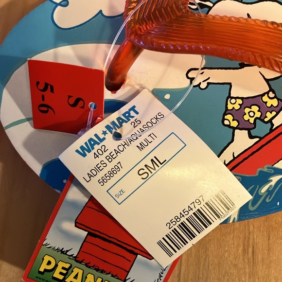 Peanuts Snoopy Surf Flip Flops Women's Small (5/6) - Picture 4 of 5